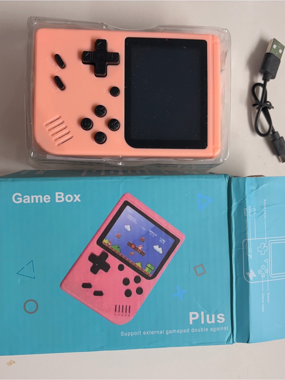 Retro Handheld Game Console - Pink - Picture 5 of 6